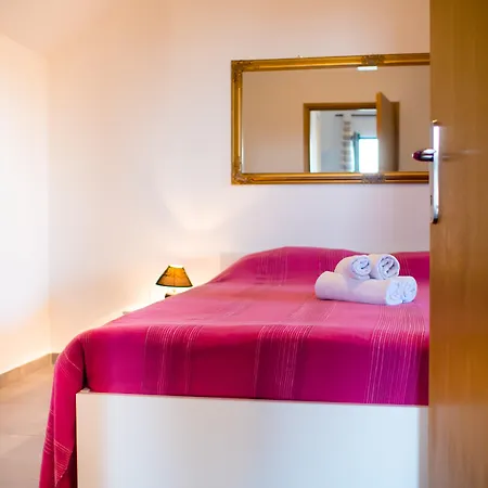 Lägenhetshotell Plat 4*