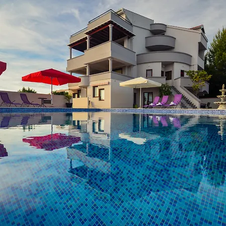 Lägenhetshotell Plat Kožino