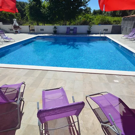 Lägenhetshotell Plat Kožino