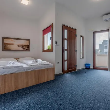 Lägenhetshotell Plat Kožino