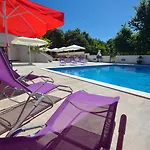 Plat Aparthotel
