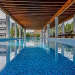 Plat Apartahotel 4*