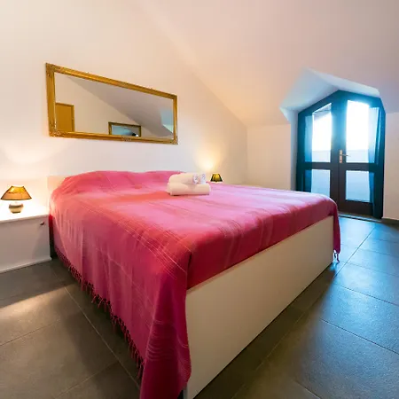 Plat Apartmanhotel