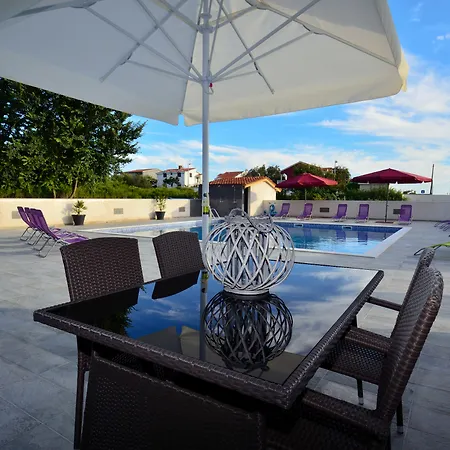 Aparthotel Plat Kožino