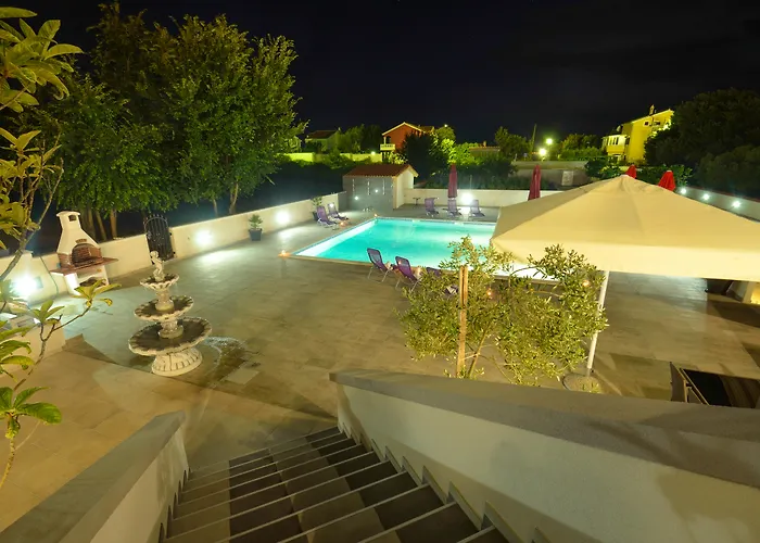 아파트호텔 Plat 4*